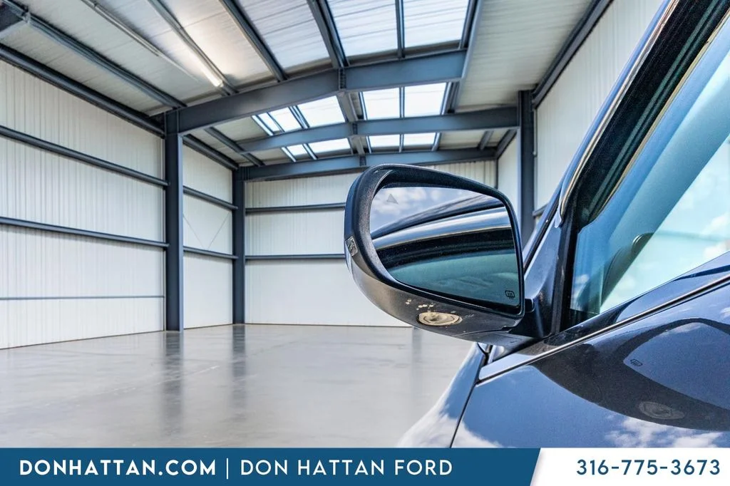 Certified Used 2022 Gray Jeep Latitude Lux image 32