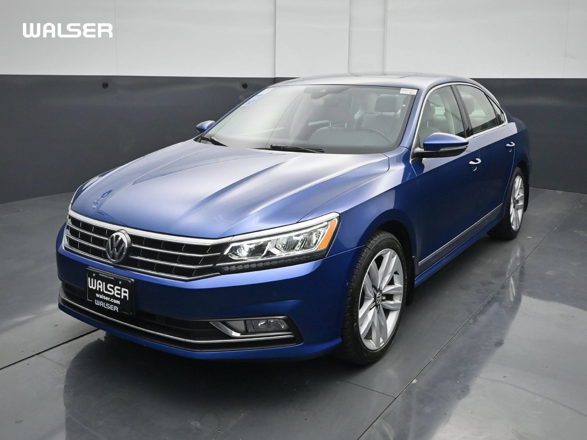 2017 Volkswagen Passat SEL Premium