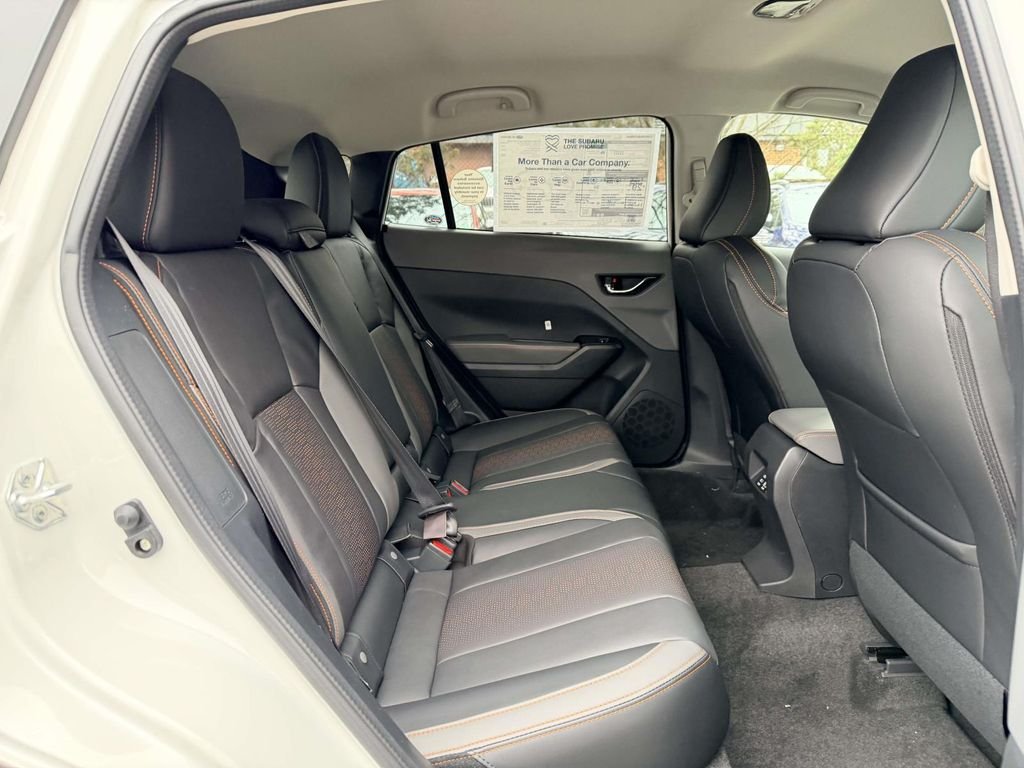 New 2026 CRYSTAL WHITE PEARL Subaru Limited image 11