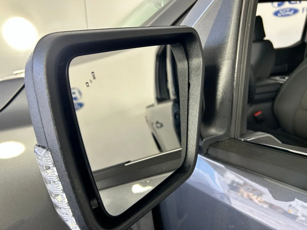 New 2026 Carbonized Gray Metallic Ford XLT image 10