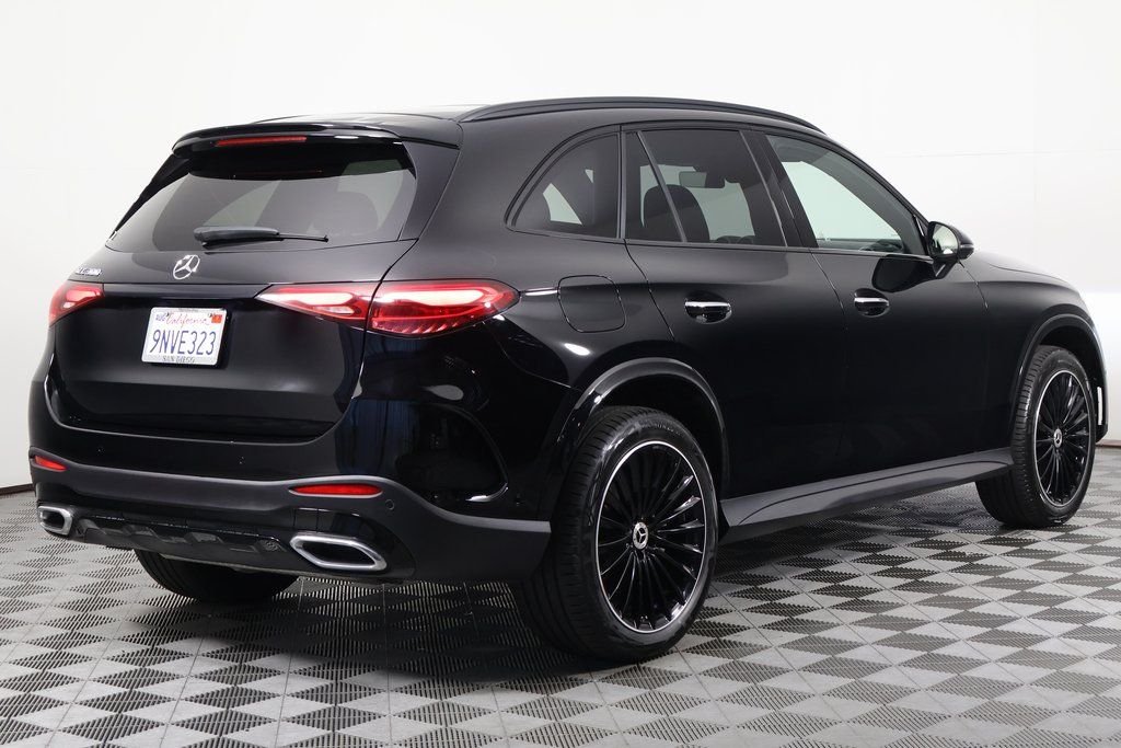 Certified Used 2024 Black Mercedes-Benz GLC 300 image 4