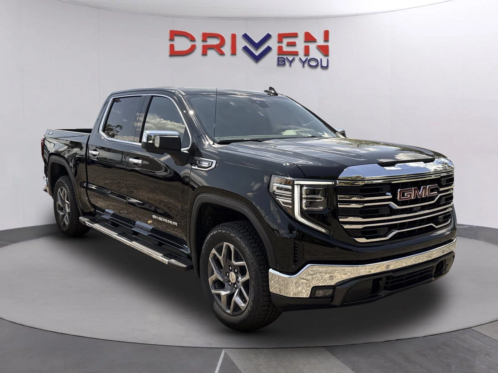 New 2026 Onyx Black GMC SLT image 2