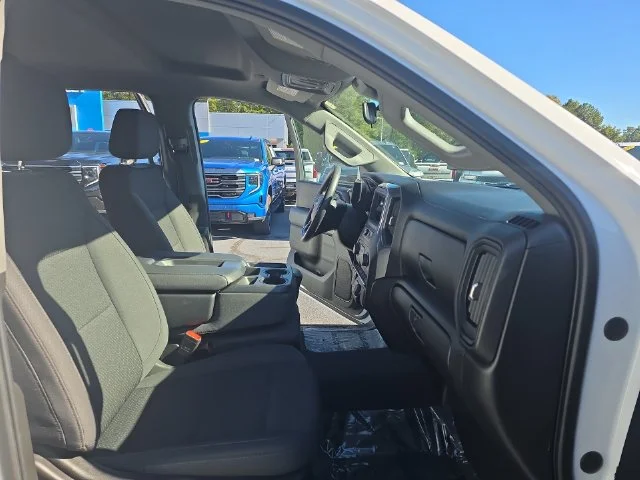Used 2022 White Chevrolet WT image 11