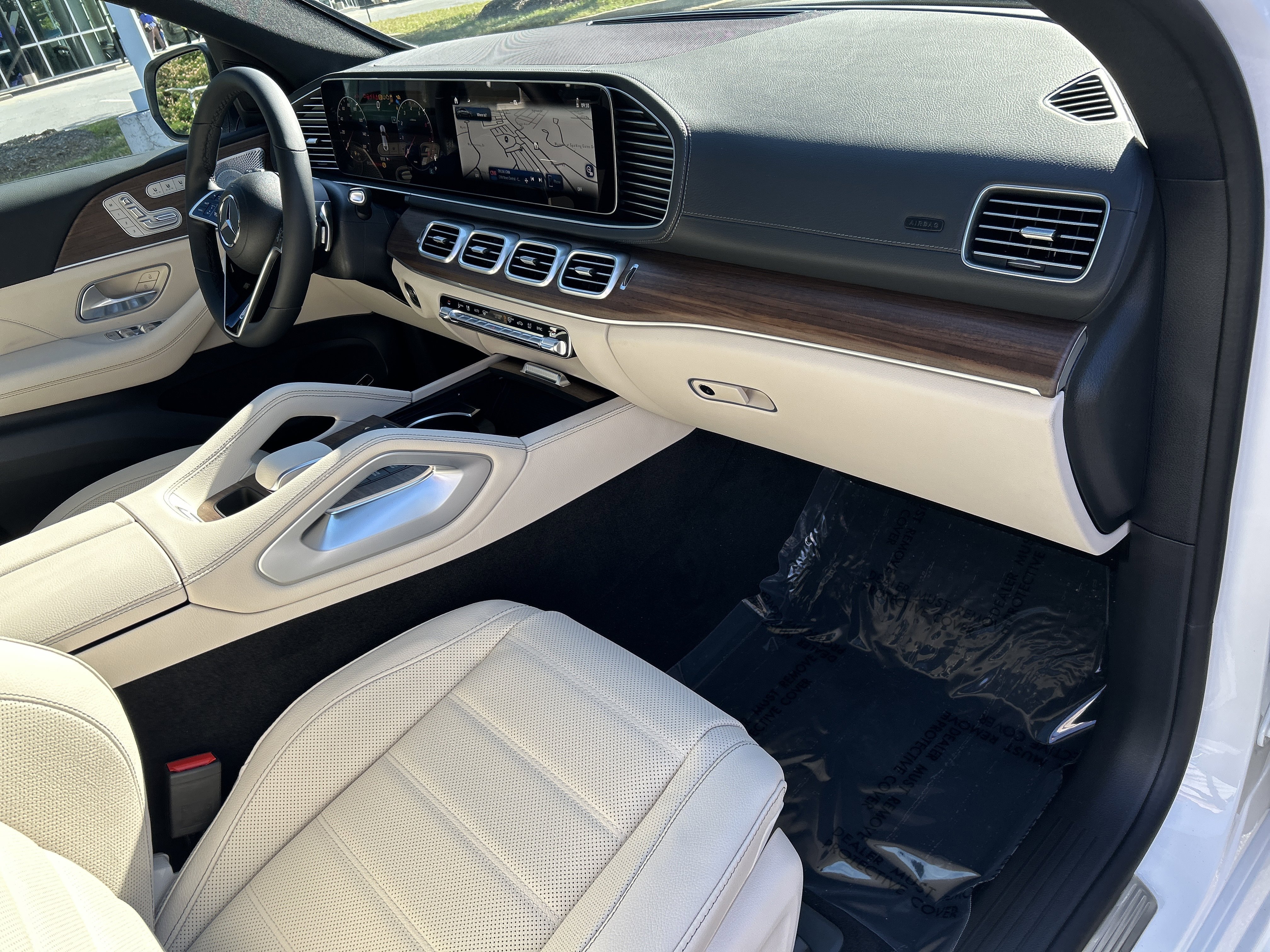 New 2026 Polar White Mercedes-Benz GLE 450 4MATIC® Coupe image 42
