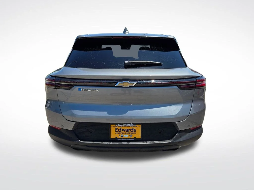 Used 2025 Gray Chevrolet LT image 4