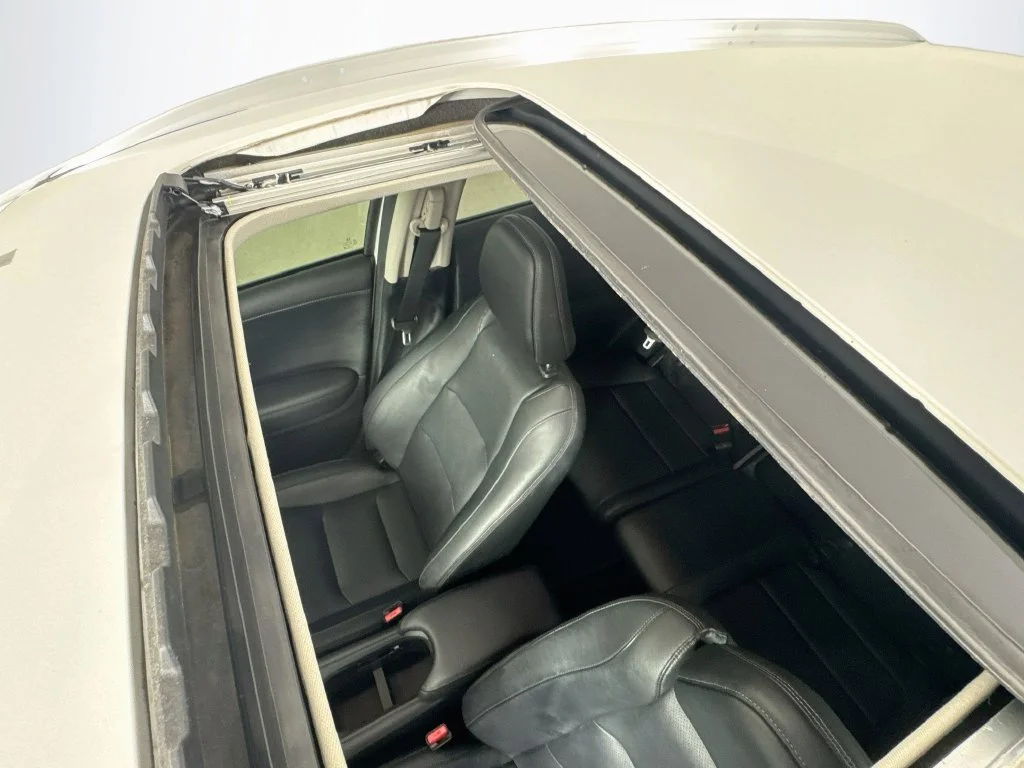Certified Used 2019 Platinum White Pearl Honda EX-L image 27
