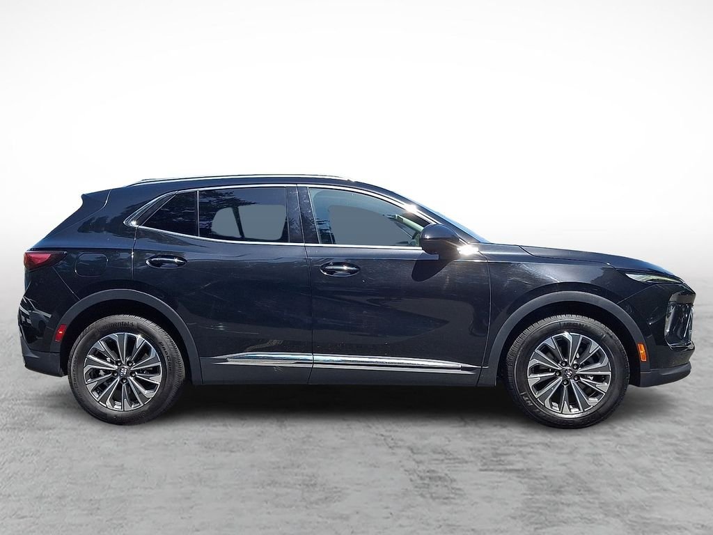 Used 2024 Black Buick Preferred image 7
