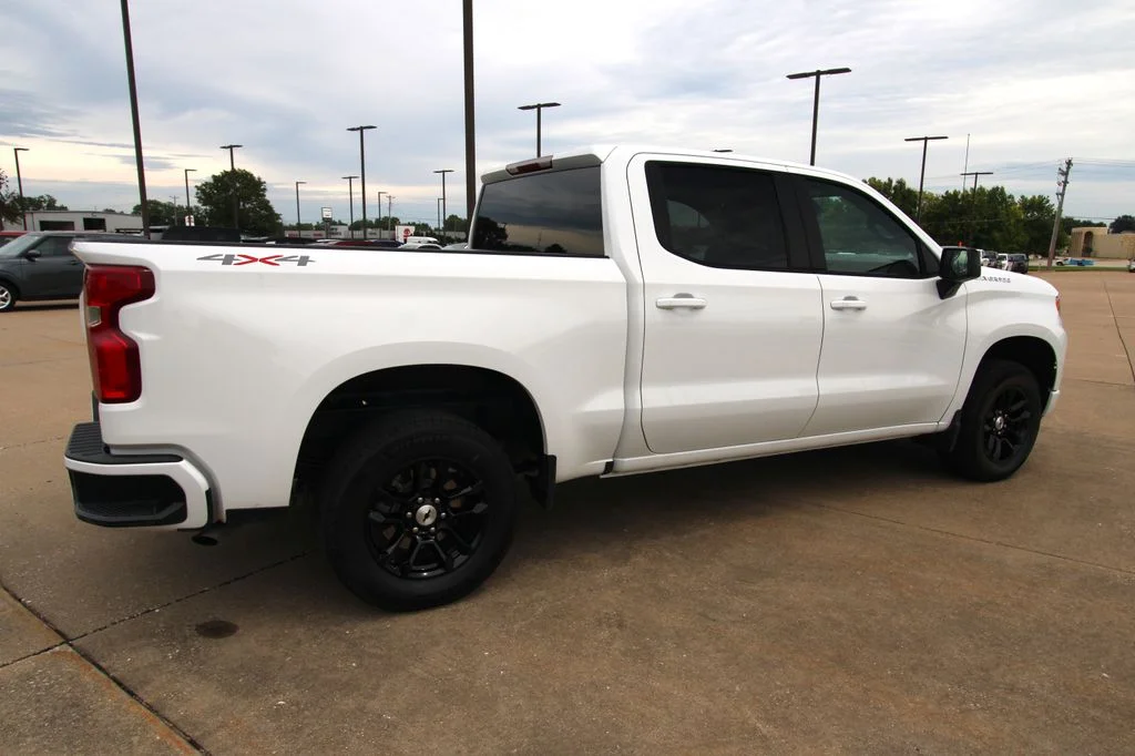 Used 2026 White Chevrolet RST image 5