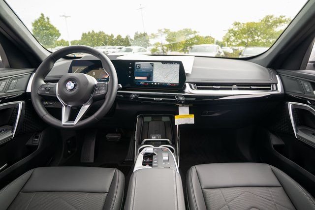 2026 BMW X1 28i - Photo 14