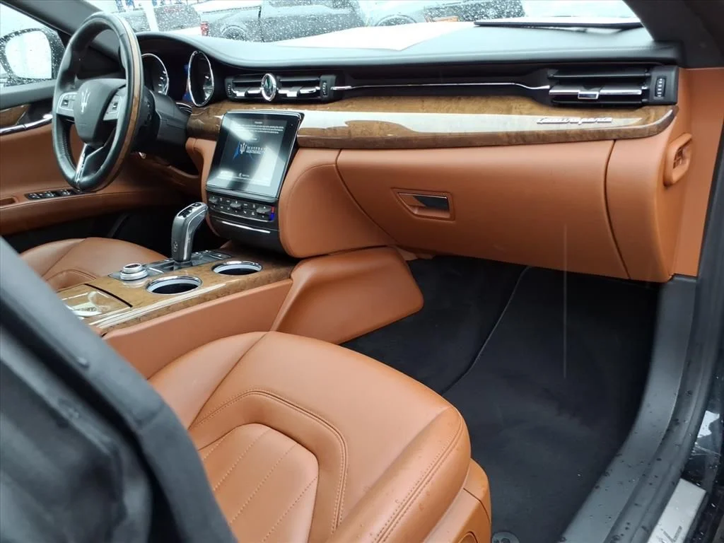 Used 2020 Black Maserati S Q4 image 9