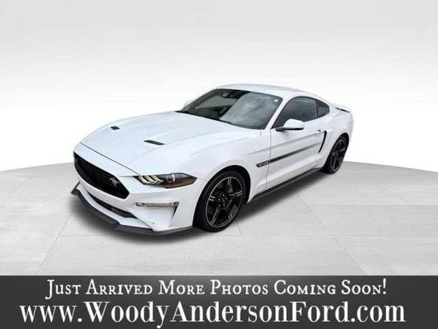 Used 2020 Oxford White Ford GT Premium image 1