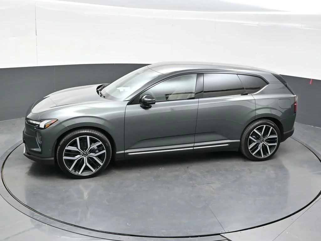 New 2027 Forest Lake Volvo Ultra image 35