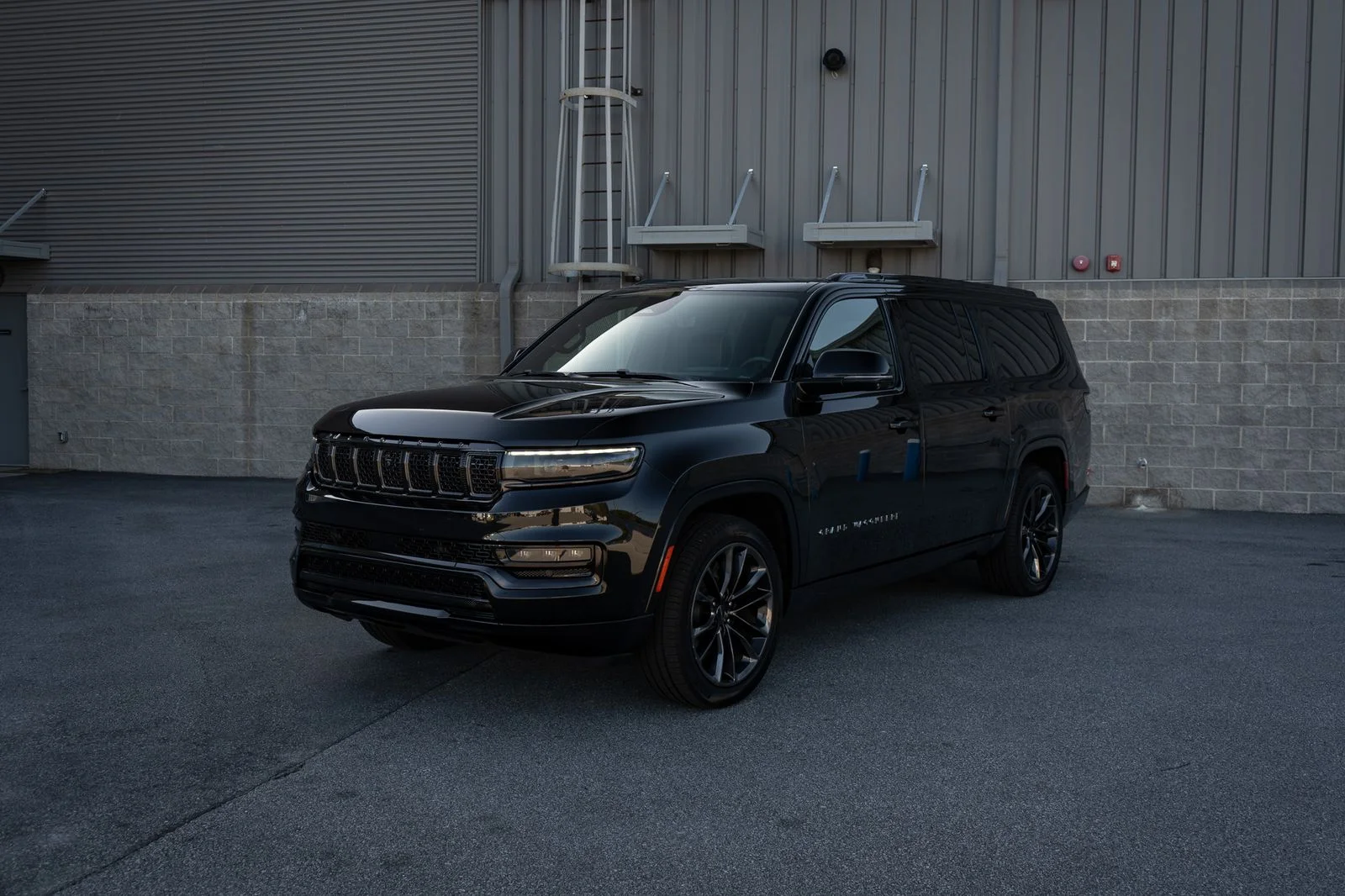 Used 2024 Diamond Black Jeep Series II image 11