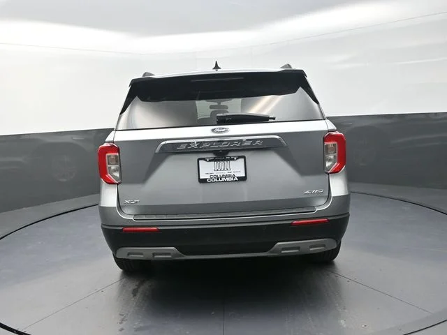 Used 2024 Silver Ford XLT image 8