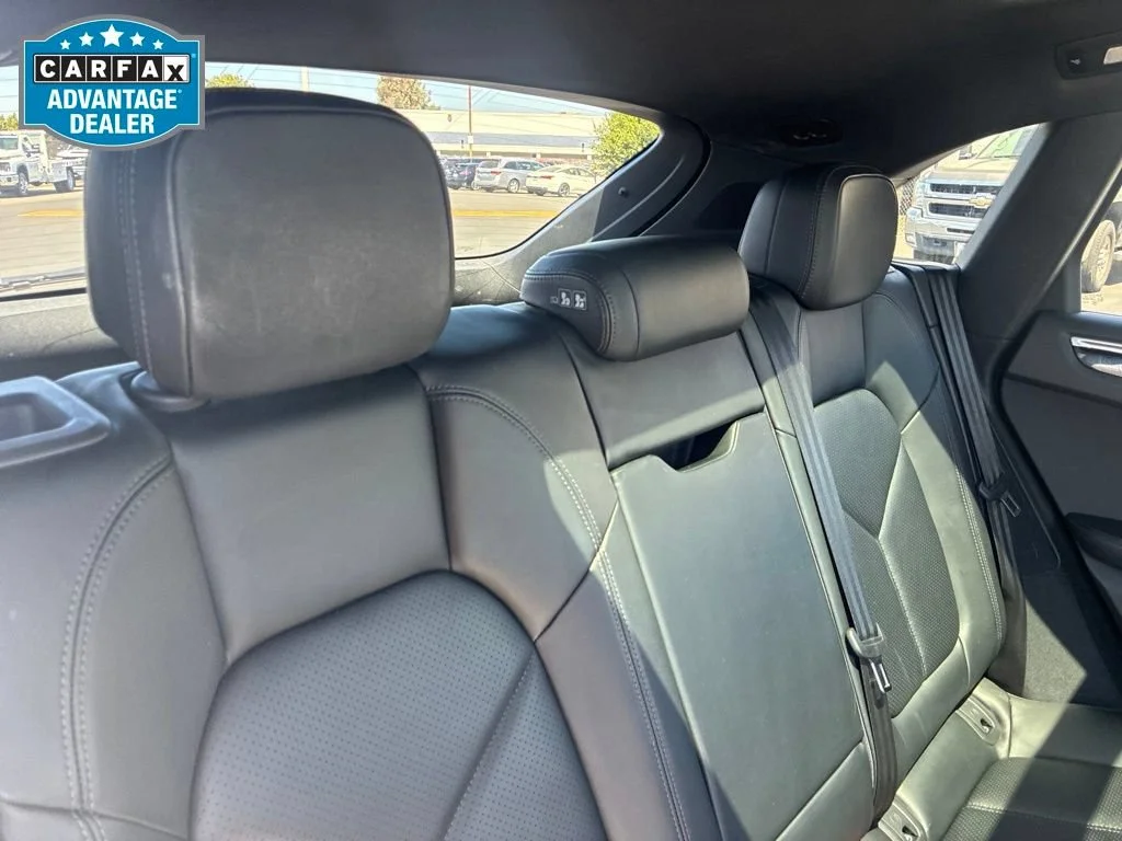 Used 2024  Porsche  image 24