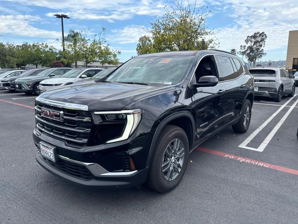 Used 2025 Black GMC Elevation image 1