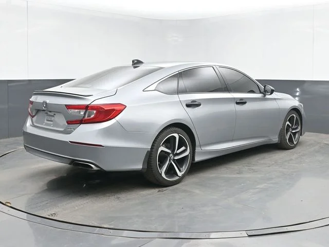 Used 2022 Silver Metallic Honda Sport Special Edition image 10