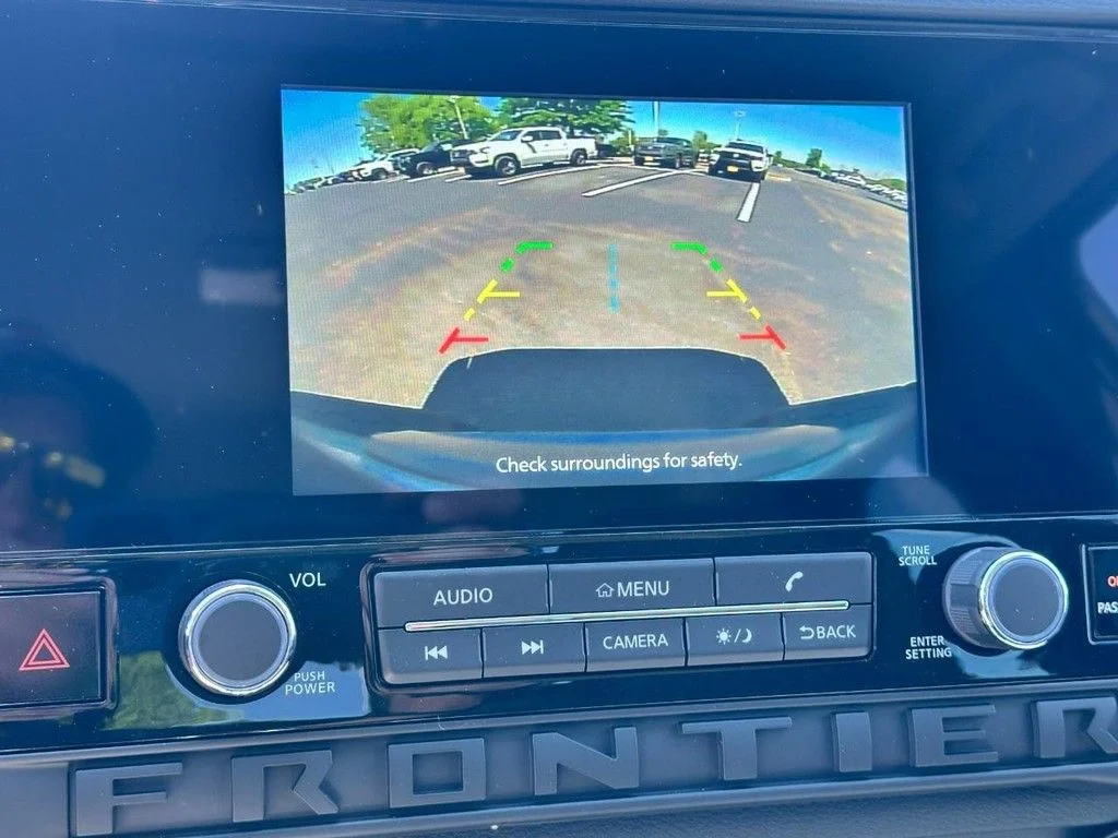 New 2026 Glacier White Nissan King Cab® S image 13