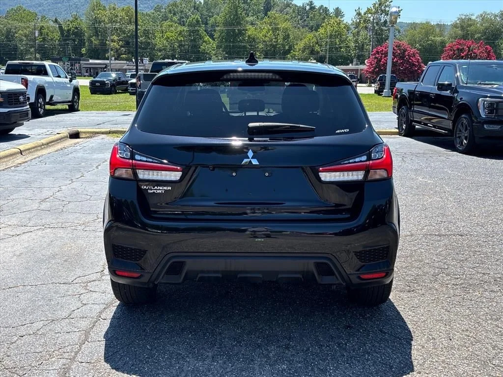 Used 2023 Black Mitsubishi 2.0 ES image 6