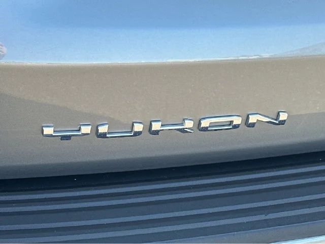 2023 GMC Yukon Denali - Photo 16