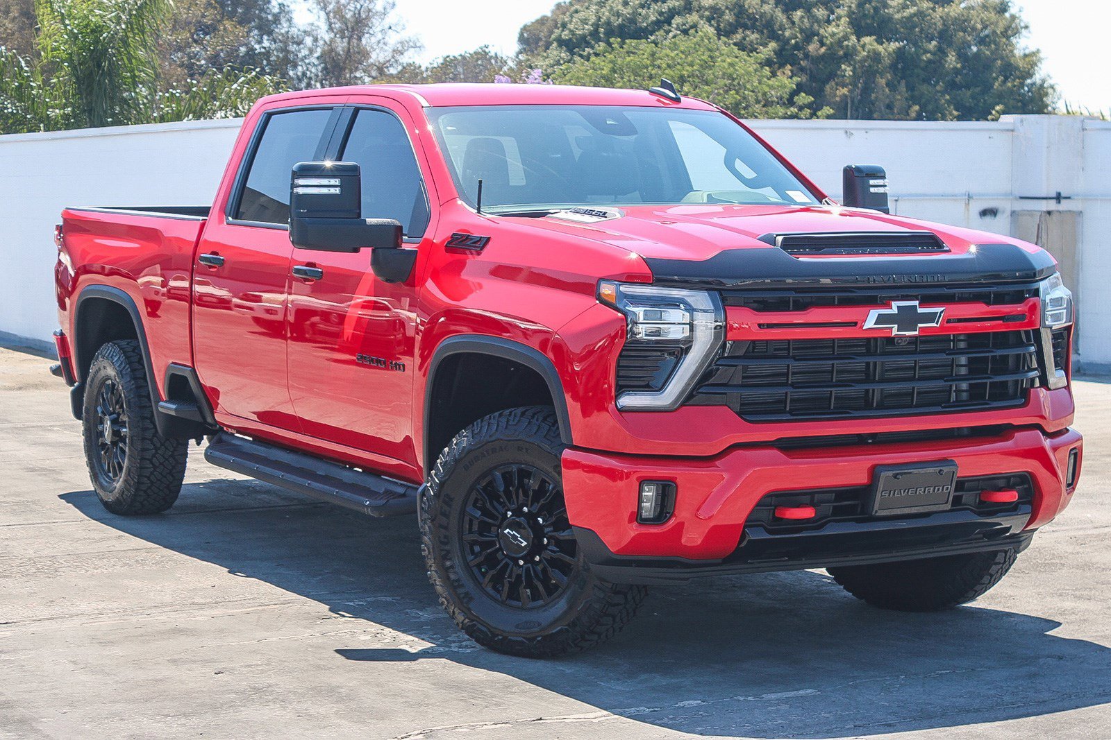 2024 Chevrolet Silverado HD LT 4WD Crew Cab Standard Box's photo
