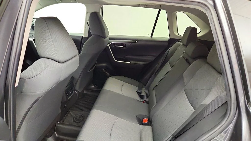 Used 2022 Magnetic Gray Metallic Toyota XLE AWD image 21
