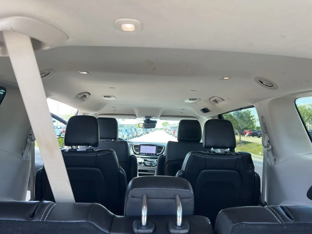 Certified Used 2023 Black Chrysler Touring L image 31