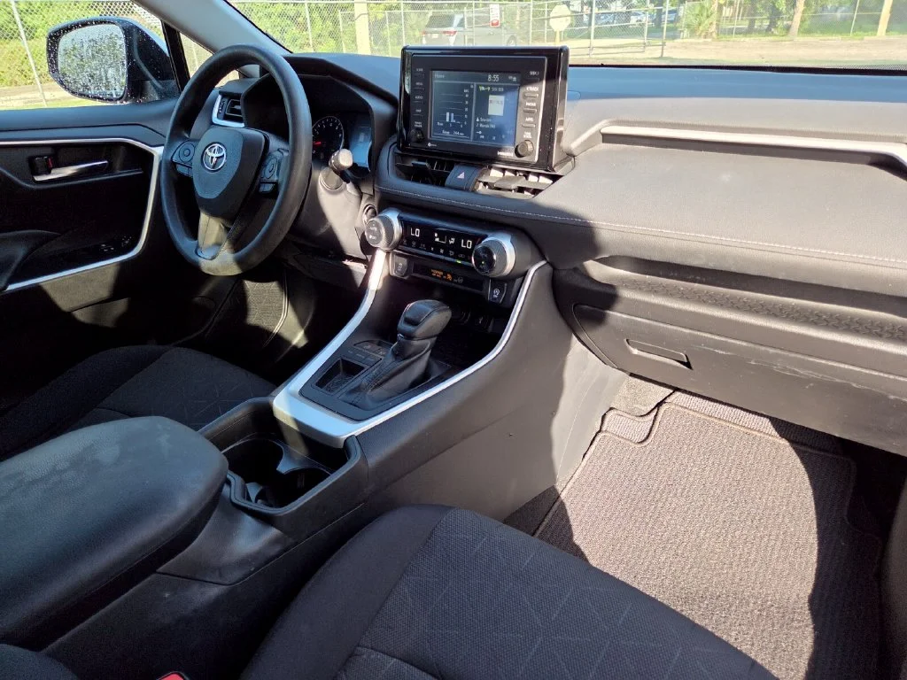 Certified Used 2021 Silver Toyota XLE image 13