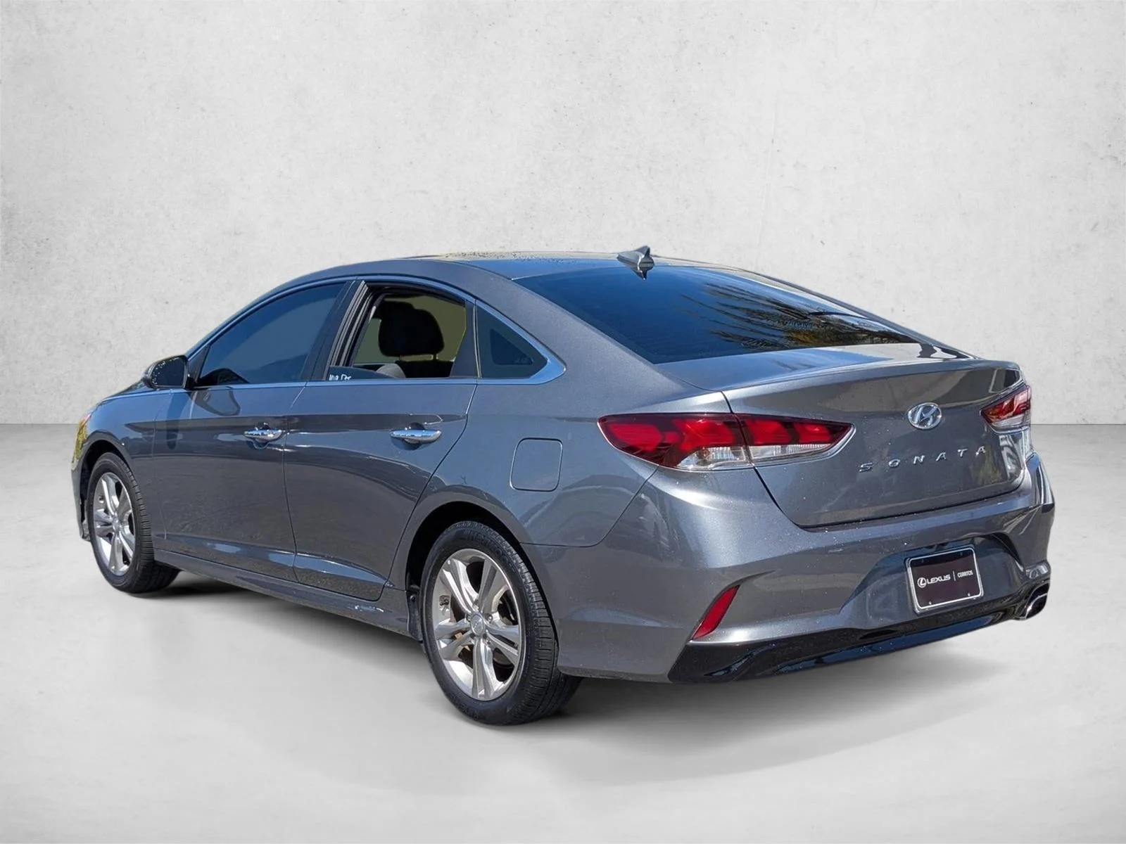 Used 2019 Machine Gray Hyundai SEL image 8