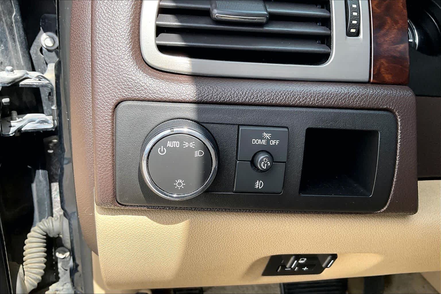 Used 2014 ONYX BLACK GMC Denali image 14