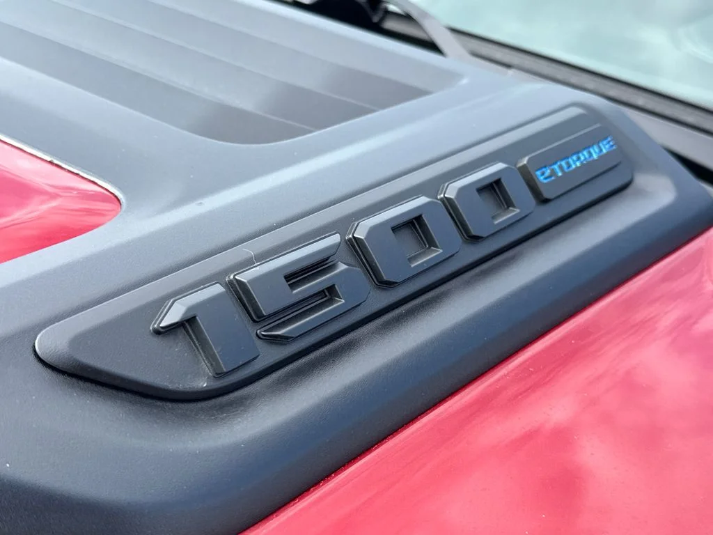 New 2026 Molten Red Pearl-Coat Exterior Paint RAM Laramie image 6