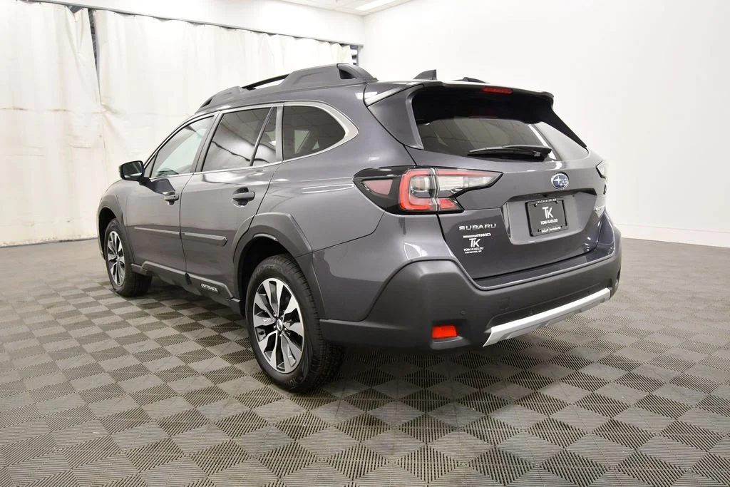 Used 2025 Gray Subaru Limited image 5