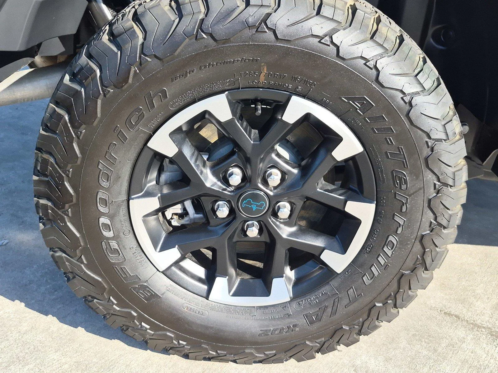 Certified Used 2025 Granite Crystal Metallic Clearcoat Jeep Rubicon image 14