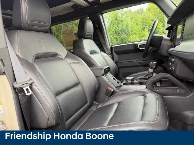Used 2025 Beige Ford Badlands image 49