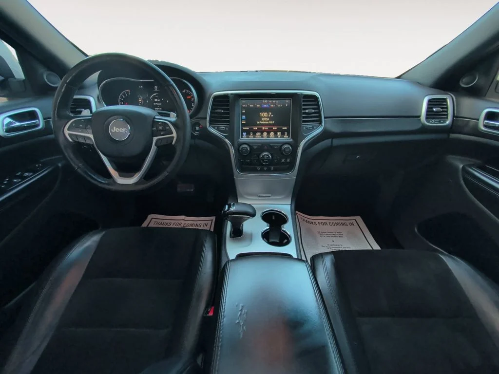 Used 2015 White Jeep Altitude image 17