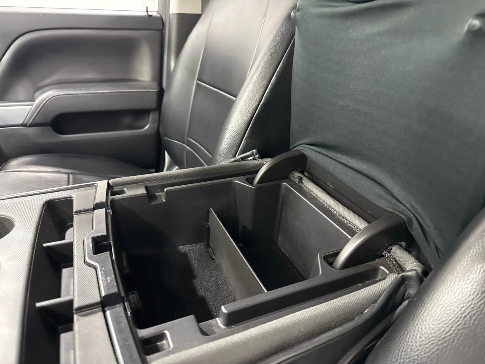 Used 2019 CAJUN RED TINTCOAT Chevrolet LT image 18