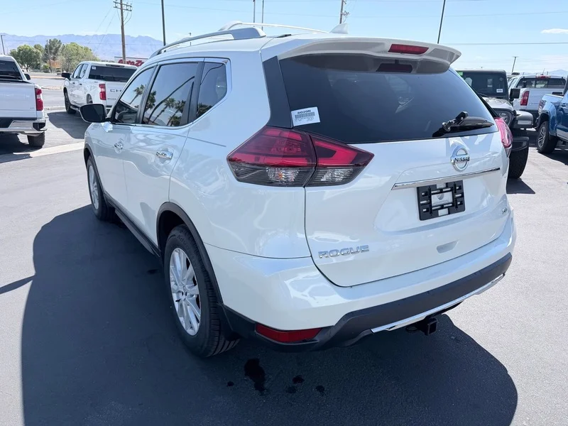 Used 2017 Pearl White Nissan SV image 5