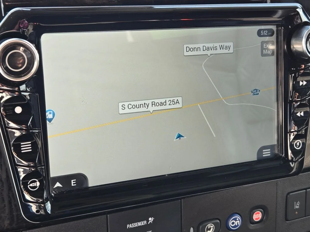 Used 2022 Black Chevrolet Explorer Limited SE image 29