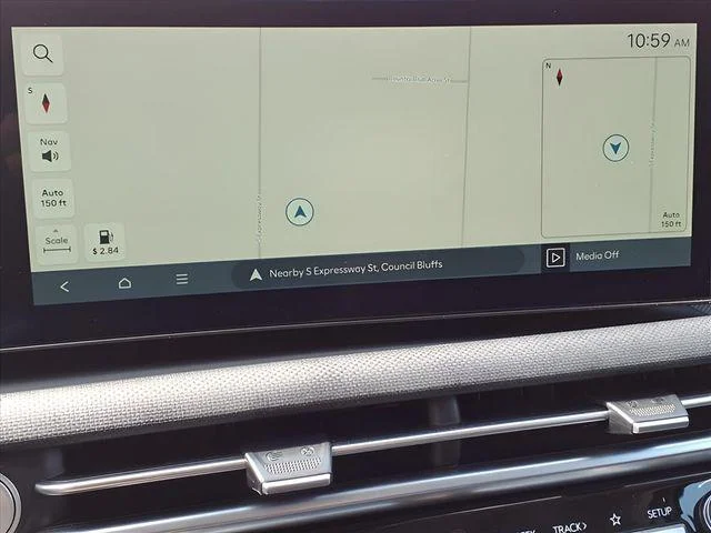 New 2025 White Hyundai SEL Convenience image 17