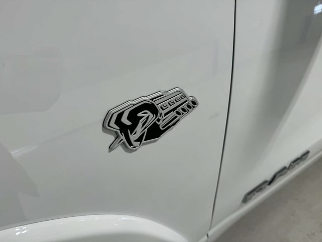 New 2026 Bright White Clear-Coat Exterior Paint RAM Laramie image 7