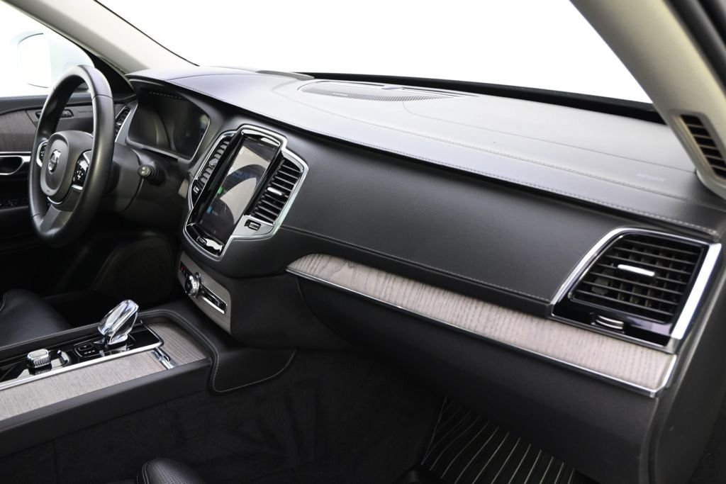 Used 2023 Crystal White Metallic Volvo Ultimate image 36