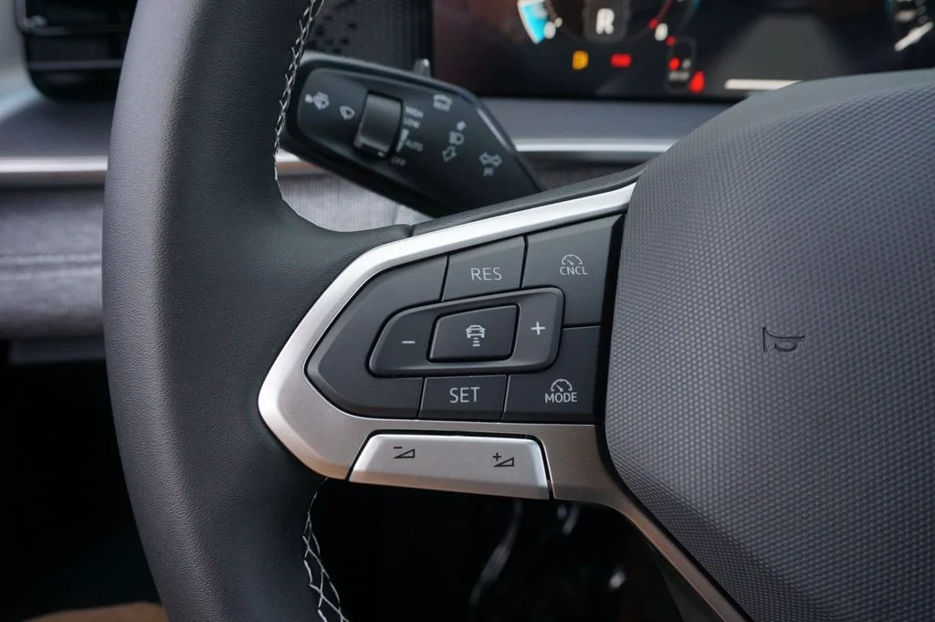 New 2026 Black Volkswagen 2.0T S image 20