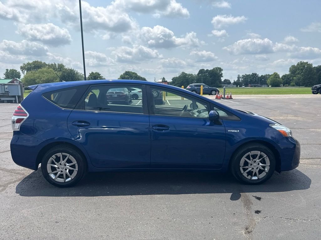 Used 2015 Blue Toyota Five image 2