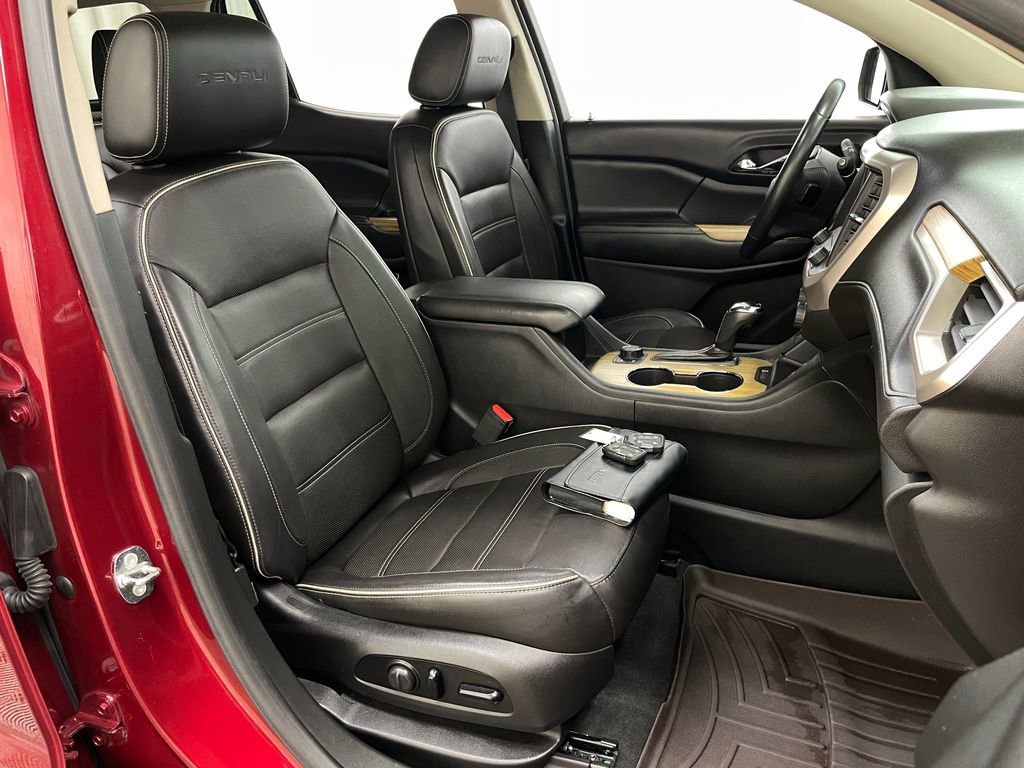 2018 GMC Acadia Denali - Photo 42