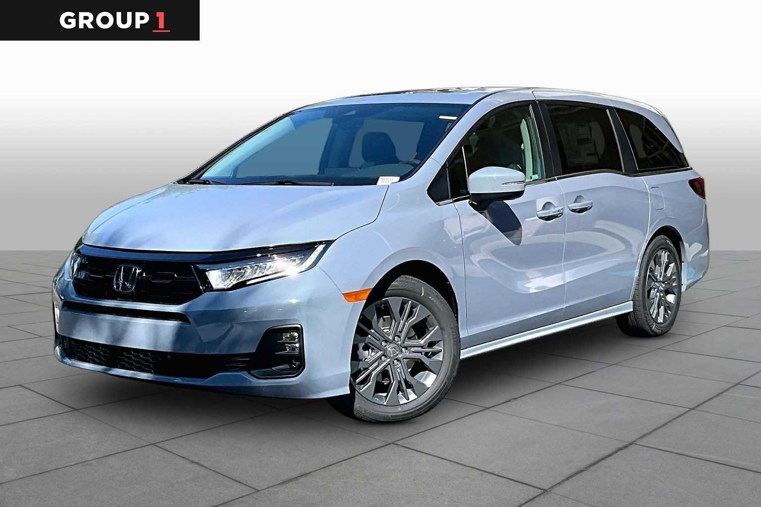 2026 Honda Odyssey Touring's photo