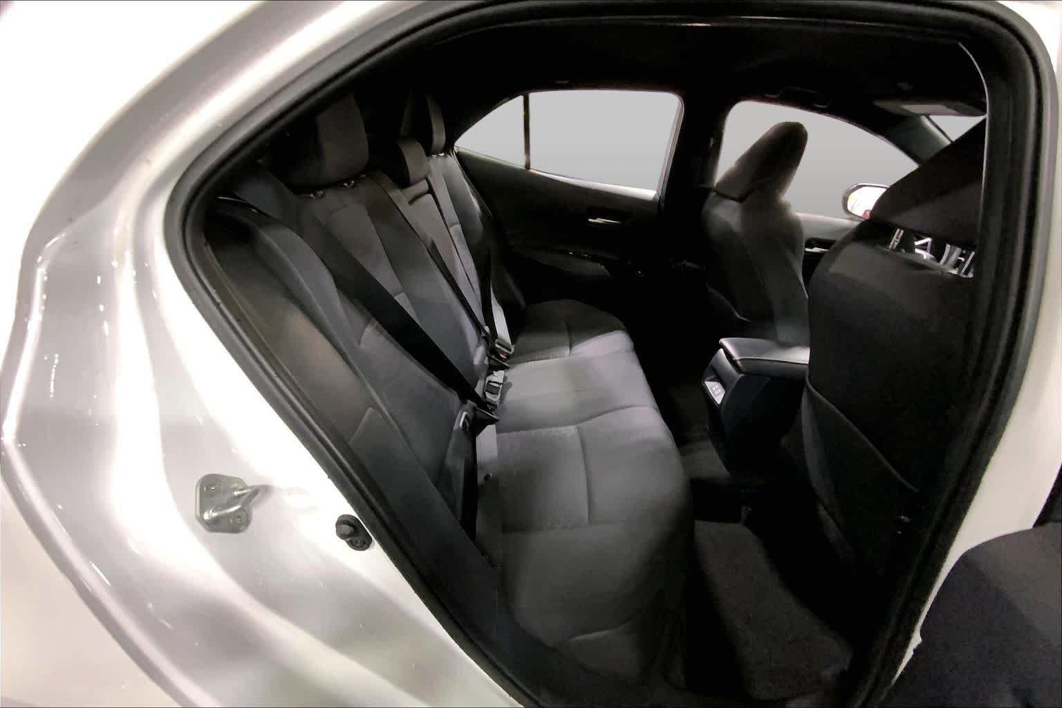 Used 2024 Wind Chill Pearl Toyota SE image 20