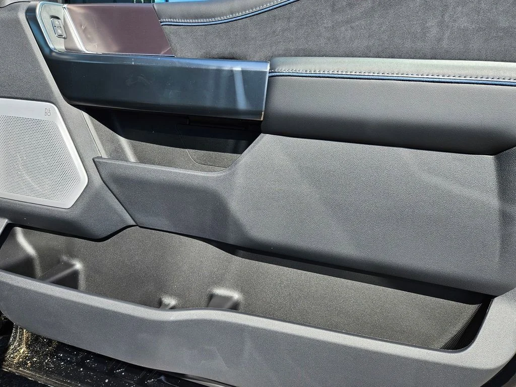 2026 Ford F-350 Super Duty Platinum - Photo 38