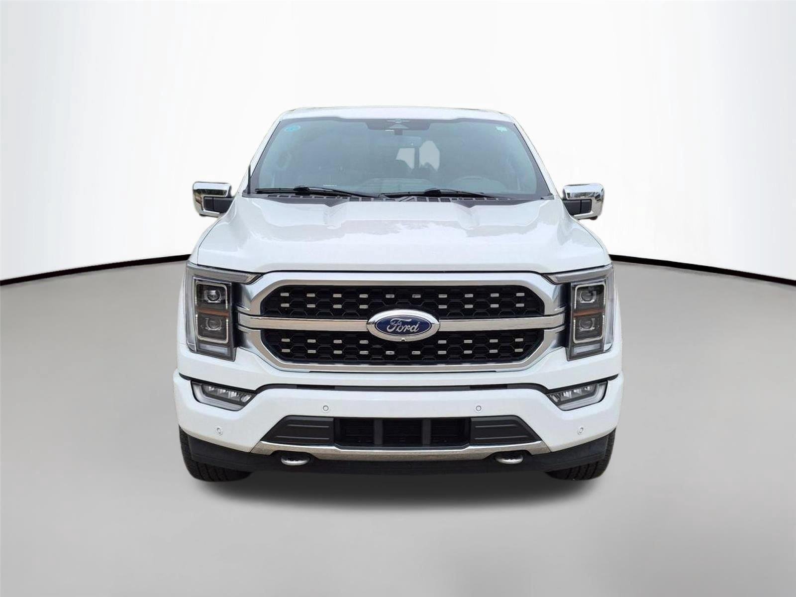 Used 2023 Star White Metallic Tri-Coat Ford Platinum image 8