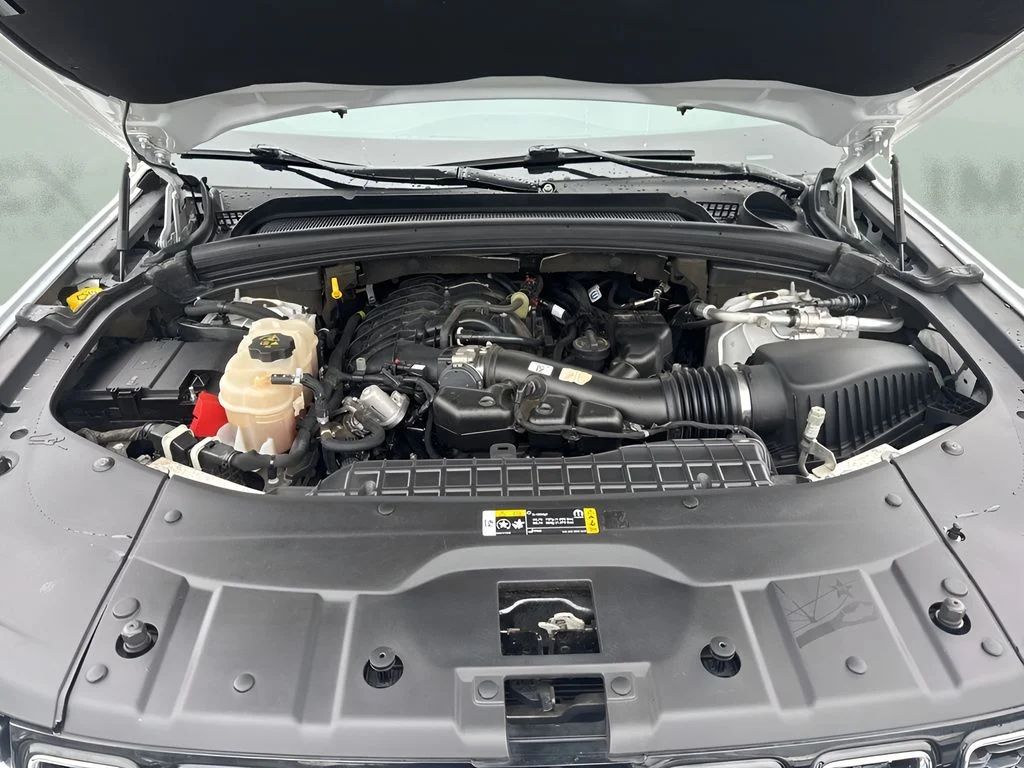 Used 2022 White Jeep Limited image 38