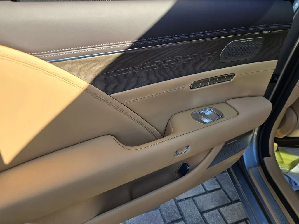 New 2026 Silver Genesis 3.5T e-SC image 13